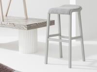 High bar stool without back Bryanna with seat upholstered in fabric