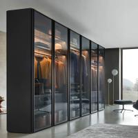 Pacific walk-in wardrobe with doors, perfect also for a position in the middle of the room