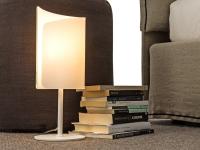 Table lamp with base, soft and diffused lighting source