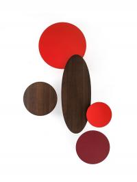 The Leander oval or round coffee table is available in a range of colours, materials and finishes