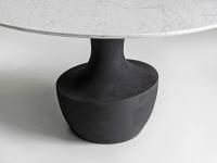 Detail of the White Carrara marble top combined with the anthracite resin quartz base