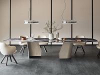 Senator table by Cattelan has generous measurements making it the focus point of all the rooms it is placed into