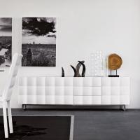 Venice sideboard with a tufted effect - model with three doors and three drawers