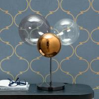 La lampada Atomo è disponibile anche nel modello da tavolo