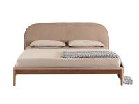 Upholsterd bed with thin wooden bed frame Bernini