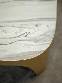 Close up of the Gres porcelain table top on the modern Modì coffee table