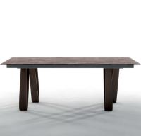 Butterfly table, available both fixed and extending in the rectangular version