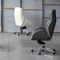 Suoni chair is available in a wide range of covers and in different models