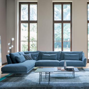Skid blaues Sofa aus Stoff von Bonaldo