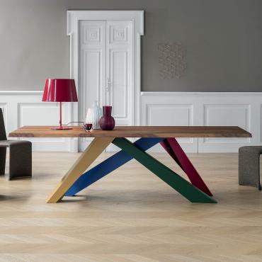 Tisch mit farbigen Tischbeinen Big Table von Bonaldo