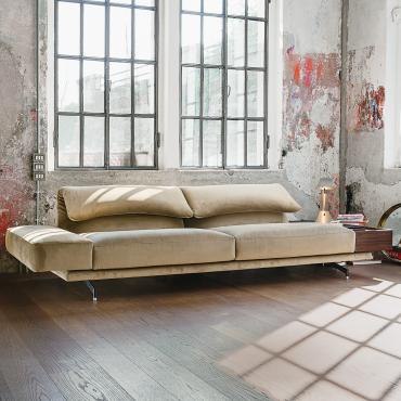 Sofa mit tiefen horizontalen Armlehnen Heritage, gepolstert oder mit Ablagefläche