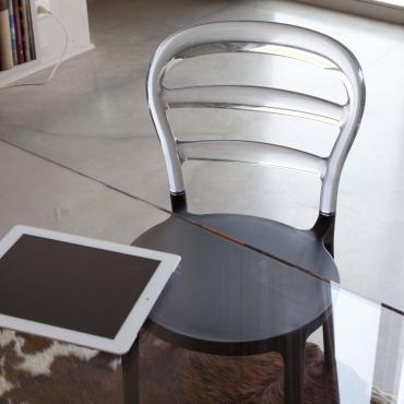 Lilian moderner zweifarbiger Stuhl aus Polypropylen - Sitz aus schwarzem Polypropylen und Rückenlehne aus transparentem Polycarbonat