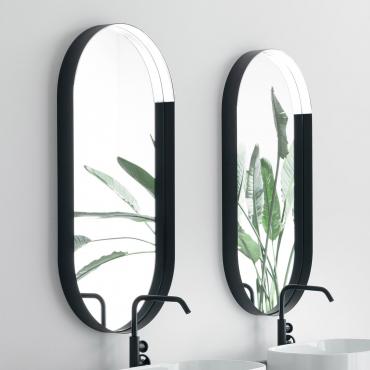 Elliptischer Badezimmerspiegel Raven mit Rahmen und integrierter LED-Beleuchtung im oberen Teil
