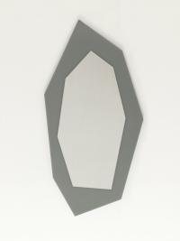geformter und hinterleuchteter Spiegel mit Rahmen aus Kristallglas Quarzo