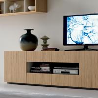Start TV-Möbel mit Stauraum für TV-Geräte im offenen Fach besteht aus Türen uns Schubladen