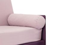 Rollkissen, die als Armlehnen für das Sofa verwendet werden können
