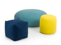 Drei Cherie kuschelige Sitzhocker aus Stoff in Blau, Gelb, Hellblau. Auch mit Bezug aus Kunstleder oder Leder