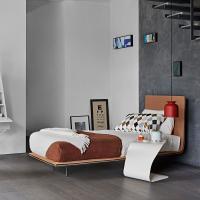 Einzelbett mit essentiellem Design Thin von Bonaldo
