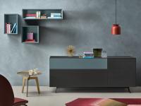 Offene Bücherregal-Wand, ideal für die Vervollständigung einer Wand, die um einen TV-Möbel herum hängt