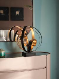 Moderne Lampe aus Bronze Rodin von Cantori, Stehversion auf Kommode