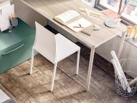 Almond geradliniger Schreibtisch mit Laminatplatte D18 mit abgerundeten Ecken und Beinen Slim