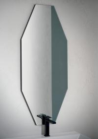 Spiegel mit geometrischer achteckiger Form Alfa