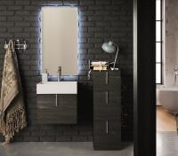 Net Badspiegel in mehreren Maßen, um ihn in jeden Wohnbereich platzieren zu können