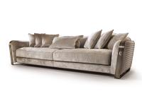 Voyage-Sofa mit dekorativen Kissen, erhältlich als 3- oder 4-Sitzer