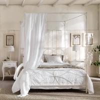 Bett mit Baldachin aus Eisen mit einzelnem Vorhang Raphael von Cantori