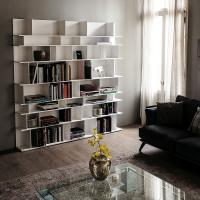 Wally modernes Bücherregal in Weiß von Cattelan - zwei nebeneinander gestellte vertikale Elemente