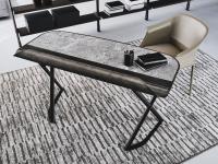 Schreibtisch mit Stiftablage aus Metall gestrichen brushed grey Cocoon von Cattelan