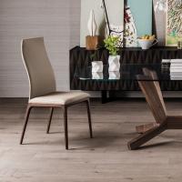 Arcadia Hochlehner-Stuhl mit hellem Lederbezug