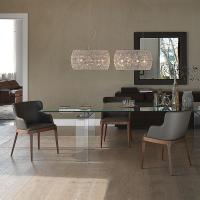 Stuhl im eleganten Design Magda von Cattelan ideal für die Positionierung in einem Wohnzimmer