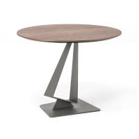 Roger Tisch von Cattelan mit Tischplatte in Holzessenz und Basisstruktur in Metall gaufriert graphit
