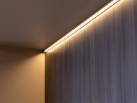 LED-Beleuchtung in der versteckten Küchenzeile KLab 09 integriert