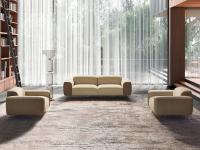 Sofa Linear und Sessel Biarritz in zweifarbiger Ausführung für ein perfekt abgestimmtes klassisches Wohnzimmer