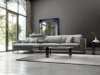 Foster-Sofa in der Version 332 cm mit 207 cm langem Endstück und 125 x 165 cm großer Chaiselongue