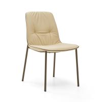 Eleganter Stuhl mit Profil in Kunstleder ohne Armlehnen Betta. Bezug in Leder und Beine aus Metall gestrichen Titanio.