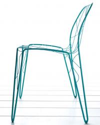 Aria Stuhl aus lackiertem Metall (in blau nicht mehr verfügbar)