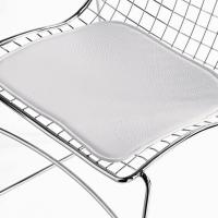 Detailbild der Sitzfläche von Stitch Stuhl mit optionalem Sitzkissen