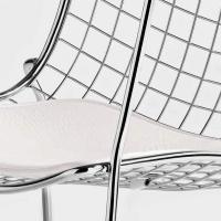 StitchPlus Stuhlsessel aus Metall  - Detailbild des Sitzes