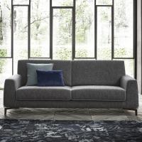 Chicago modernes Sofa mit kontrastfarbenem Keder.