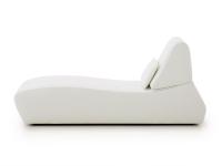 Chaise longue Bender in einfarbiger Form