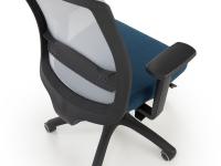 Rückansicht des Bill-Stuhls mit atmungsaktiver Netzrückenlehne mit schwarzer Polypropylen-Lendenwirbelstütze