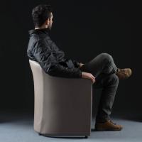 Freier Sessel, gepolstert mit Kunstleder