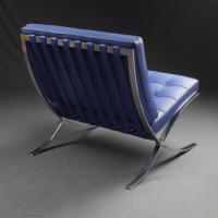 Barcelona Sessel - Rückenansicht mit elastischen Lederriemen passend zur Polsterung (Farbe der Polsterung nicht verfügbar)