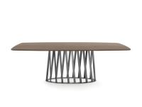 Tisch mit perforiertem Metallgestell Globo mit fassförmiger Platte aus Holzfurnier