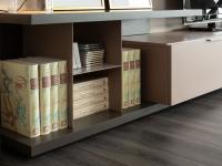 Offenes Planregal mit Metalltrennwand für Bücherregale mit 32 cm hohem Einlegeboden