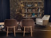 Eve ein- und zweifarbige Lounge-Sessel mit Holzgestell