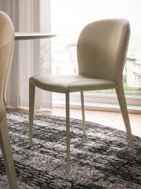Gepolsterter Stuhl mit Stahlbeinen Nancy von Cattelan, bezogen mit Stoff, Kunstleder oder Leder